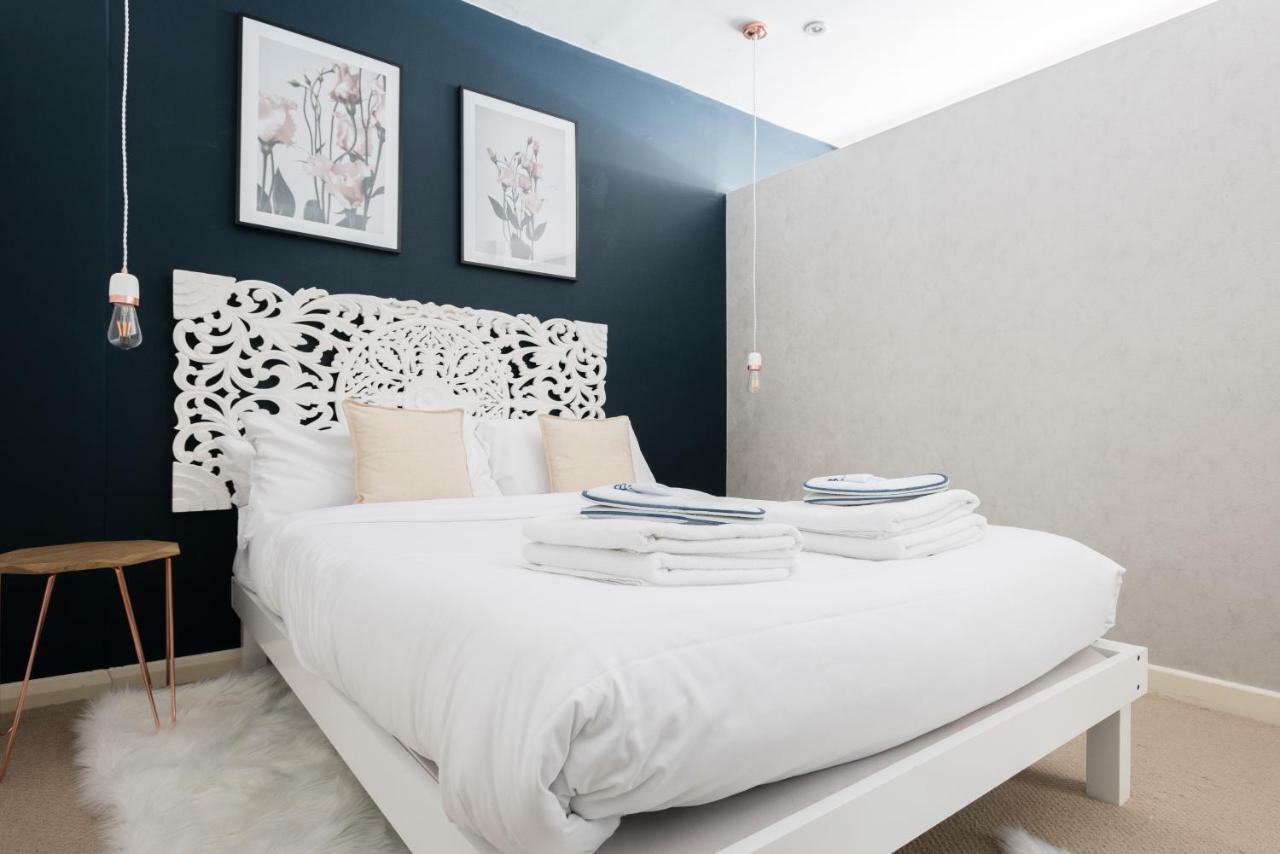 Апартаменты The Paddington - Cool & Stylish 1bdr Mews *
